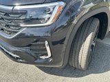New 2025 Volkswagen Atlas SEL Premium R-Line image 3