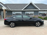 Used 2022 Nissan Altima 2.5 SV image 2