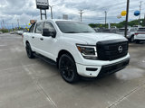 Used 2023 Nissan Titan SV w/ SV Convenience Package image 4