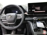 New 2025 Toyota Sienna XLE image 5