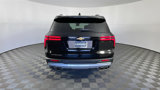 New 2025 Chevrolet Traverse LT image 5