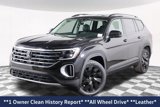 Used 2025 Volkswagen Atlas SE w/ Black Wheel Package image 2