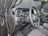 New 2025 Jeep Gladiator Mojave image 3