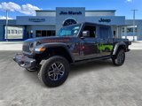 New 2025 Jeep Gladiator Mojave image 2