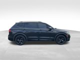 Used 2024 Volkswagen Tiguan SE R-Line image 6