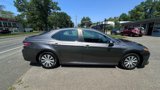 Used 2020 Toyota Camry LE image 3