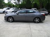 Used 2017 Acura TLX image 2