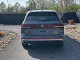 New 2025 Volkswagen Atlas Peak Edition SE image 4