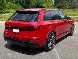 Used 2025 Audi SQ7 Prestige w/ Prestige Package image 3