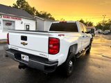 Used 2019 Chevrolet Silverado 2500 W/T image 2