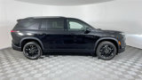 New 2025 Chevrolet Traverse LT w/ Midnight/Sport Edition image 3