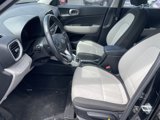 Used 2021 Hyundai Venue SEL w/ Premium Package image 5