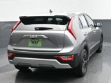 Used 2023 Kia Niro LX image 5