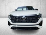 New 2025 Volkswagen Atlas Cross Sport SEL R-Line image 2