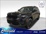 New 2025 Jeep Grand Cherokee Altitude image 3