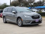 New 2025 Chrysler Pacifica Pinnacle image 3