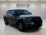 Used 2024 Ford Explorer XLT w/ Equipment Group 202A image 4