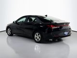 Used 2021 Hyundai Elantra SE image 4