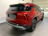 Used 2025 Chevrolet Traverse Z71 w/ Enhanced Driving Package image 3
