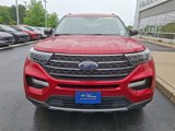 Certified 2022 Ford Explorer XLT w/ Equipment Group 202A image 3
