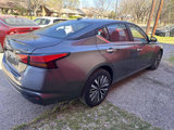 Used 2024 Nissan Altima 2.5 SV image 6