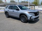 New 2025 Honda Pilot TrailSport image 2