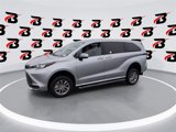 Used 2024 Toyota Sienna LE image 5
