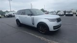 Used 2025 Land Rover Range Rover SE image 2