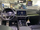 New 2025 Volkswagen Atlas Peak Edition SE image 5