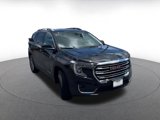 Used 2024 GMC Terrain SLT image 3