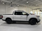 New 2025 Honda Ridgeline Black Edition image 3