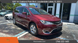 Used 2017 Chrysler Pacifica Touring-L Plus image 3