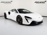 Used 2024 McLaren Artura image 3