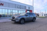 New 2025 Nissan Pathfinder SL image 2