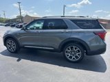 New 2025 Ford Explorer Platinum image 3
