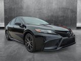 Used 2024 Toyota Camry SE image 3