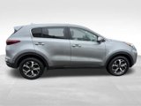 Used 2022 Kia Sportage LX image 4