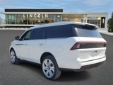 New 2025 Lincoln Navigator Reserve image 3