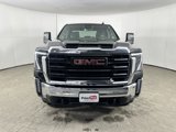 Used 2024 GMC Sierra 2500 Pro image 2