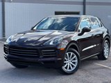 Used 2019 Porsche Cayenne w/ Premium Package image 2