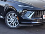 New 2025 Buick Envision Avenir image 3