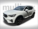 Used 2024 Volvo XC40 B5 Core image 5