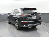 New 2025 Mitsubishi Outlander SE image 3