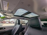Used 2023 Chrysler Pacifica Limited image 3