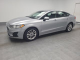 Used 2020 Ford Fusion SE image 2