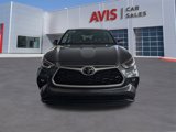 Used 2024 Toyota Highlander LE image 2