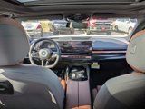 New 2025 BMW 550e xDrive w/ Premium Package image 4