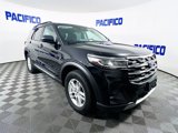 Used 2025 Ford Explorer Active image 3