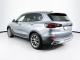 Used 2024 BMW X5 sDrive40i w/ Premium Package image 5