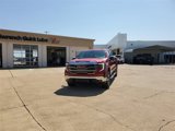New 2026 GMC Sierra 1500 SLT image 2